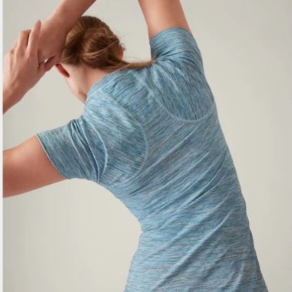 ATHLETA MOMENTUM SEAMLESS TEE -  SHORT SLEEVE -SIZE L - Picture 3 of 5